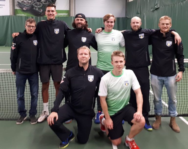 KarTe taisteli avausvoiton Tennisliigassa – VT kaatui Mehtimäellä