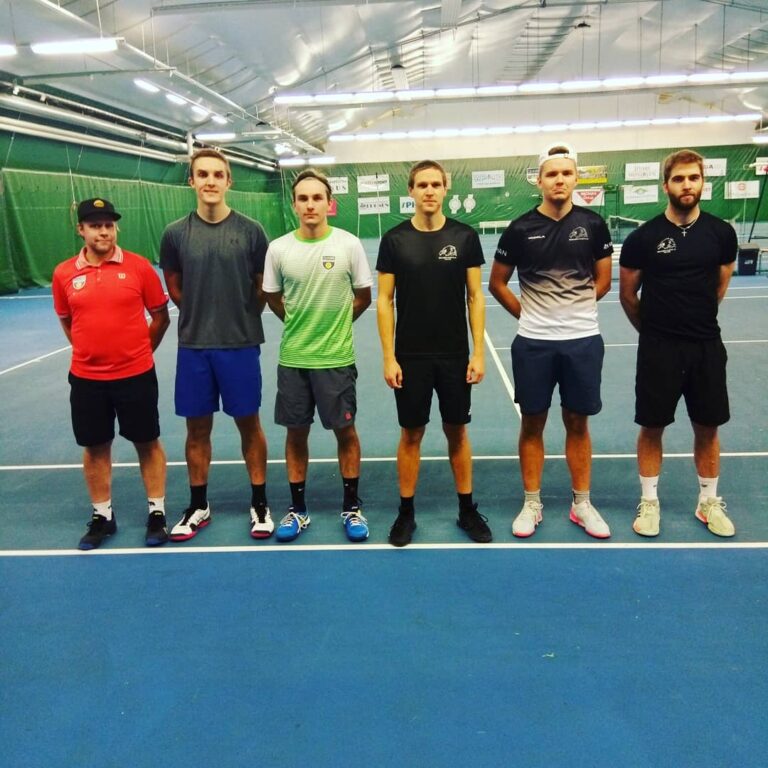 Miesten edustusjoukkueella neljän sarjapisteen viikonloppu, kakkosjoukkue taipui Lahdelle